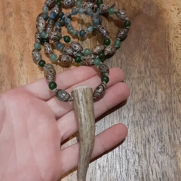 Natural Deer Antler/ DZI Agate/ Green Jade/ Aventurine/ Hemp Necklace - Picture 3 of 8